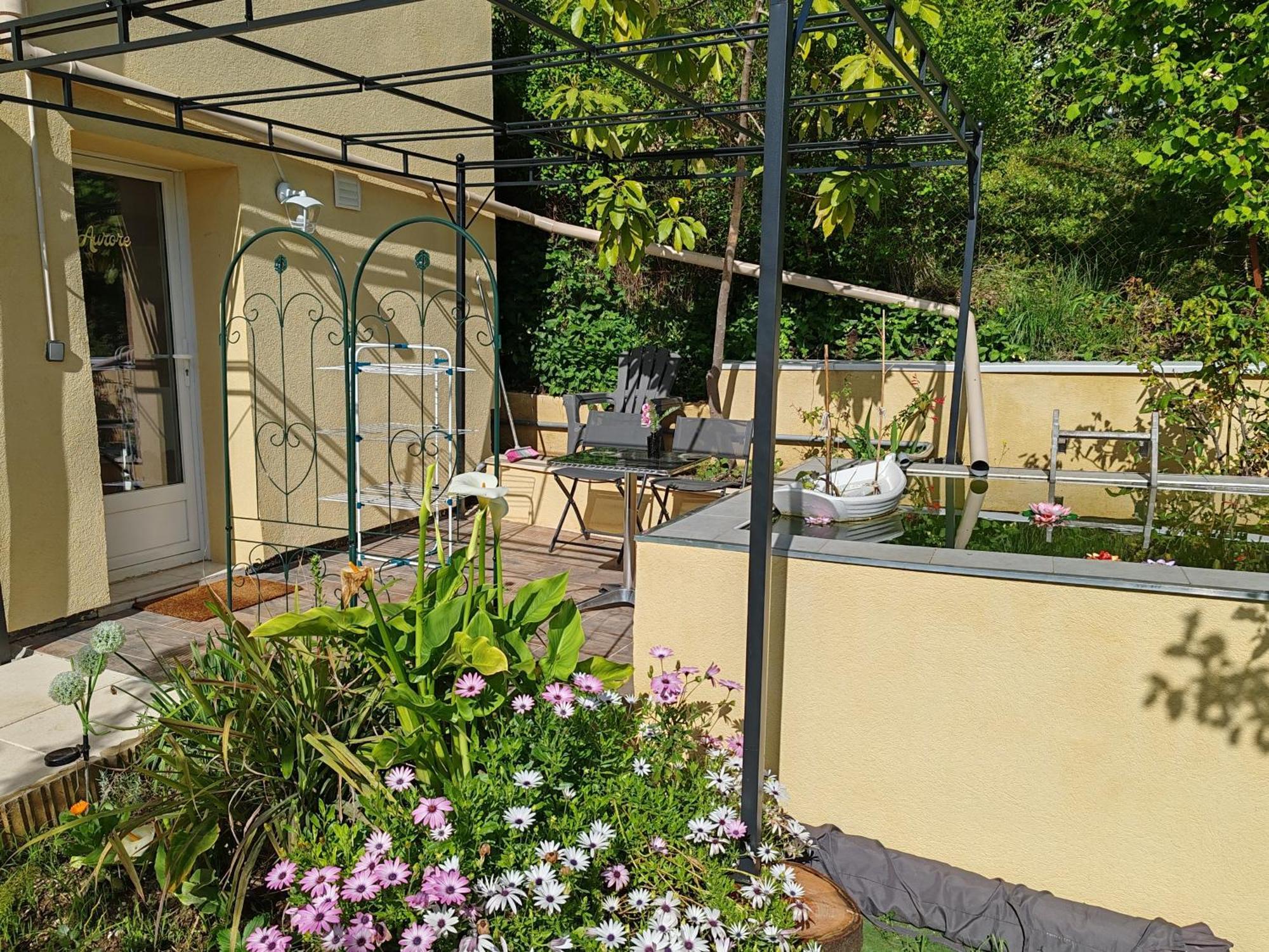 Appartement Aurore En Rez De Jardin Avec Parking Gratuit Vence Exterior foto